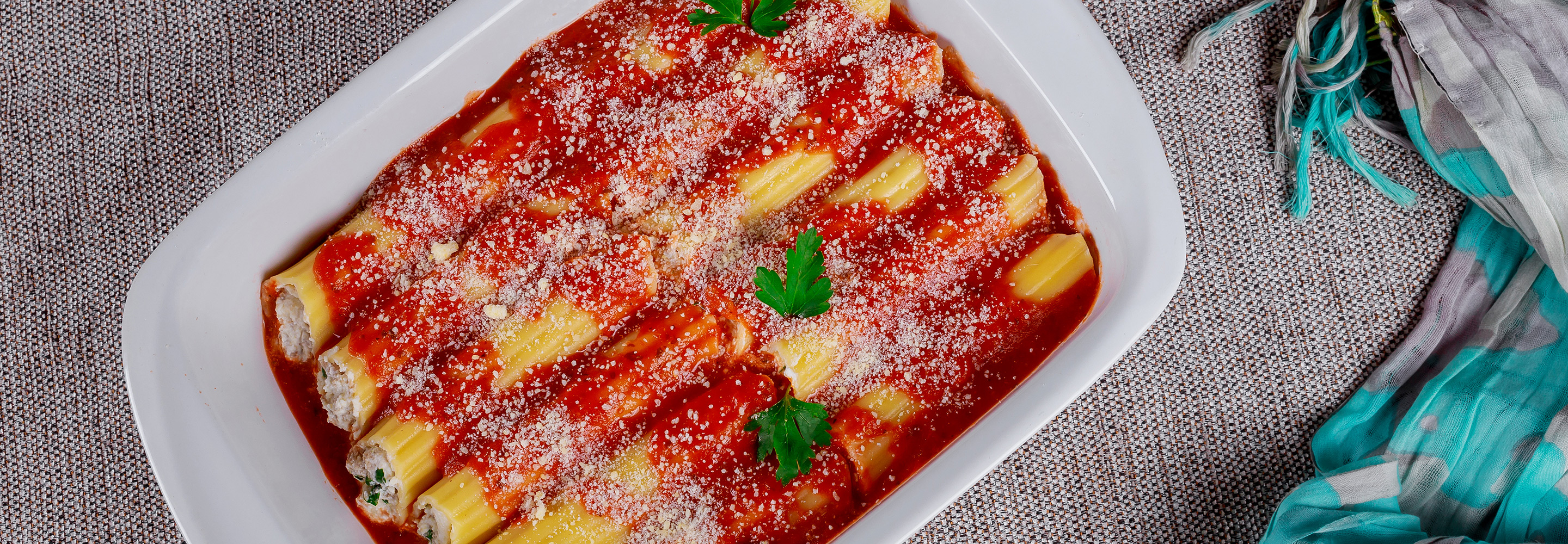 Cannelloni z ricottą, szynką, pomidorami i parmezanem - Galbani – od ponad 130 lat dostarczamy najlepsze włoskie smaki na talerze całego świata