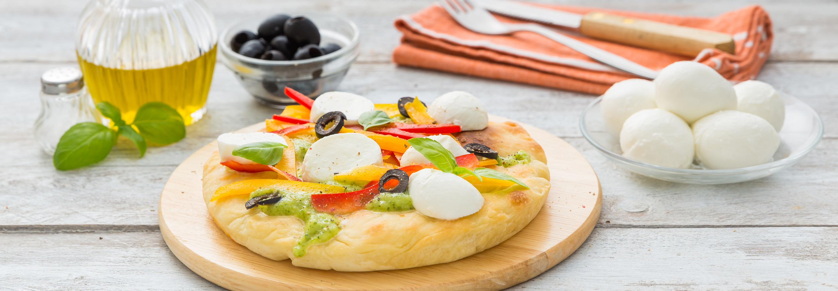 Pizza z chrupiącymi warzywami i Mozzarellą - Galbani – od ponad 140 lat dostarczamy najlepsze włoskie smaki na talerze całego świata