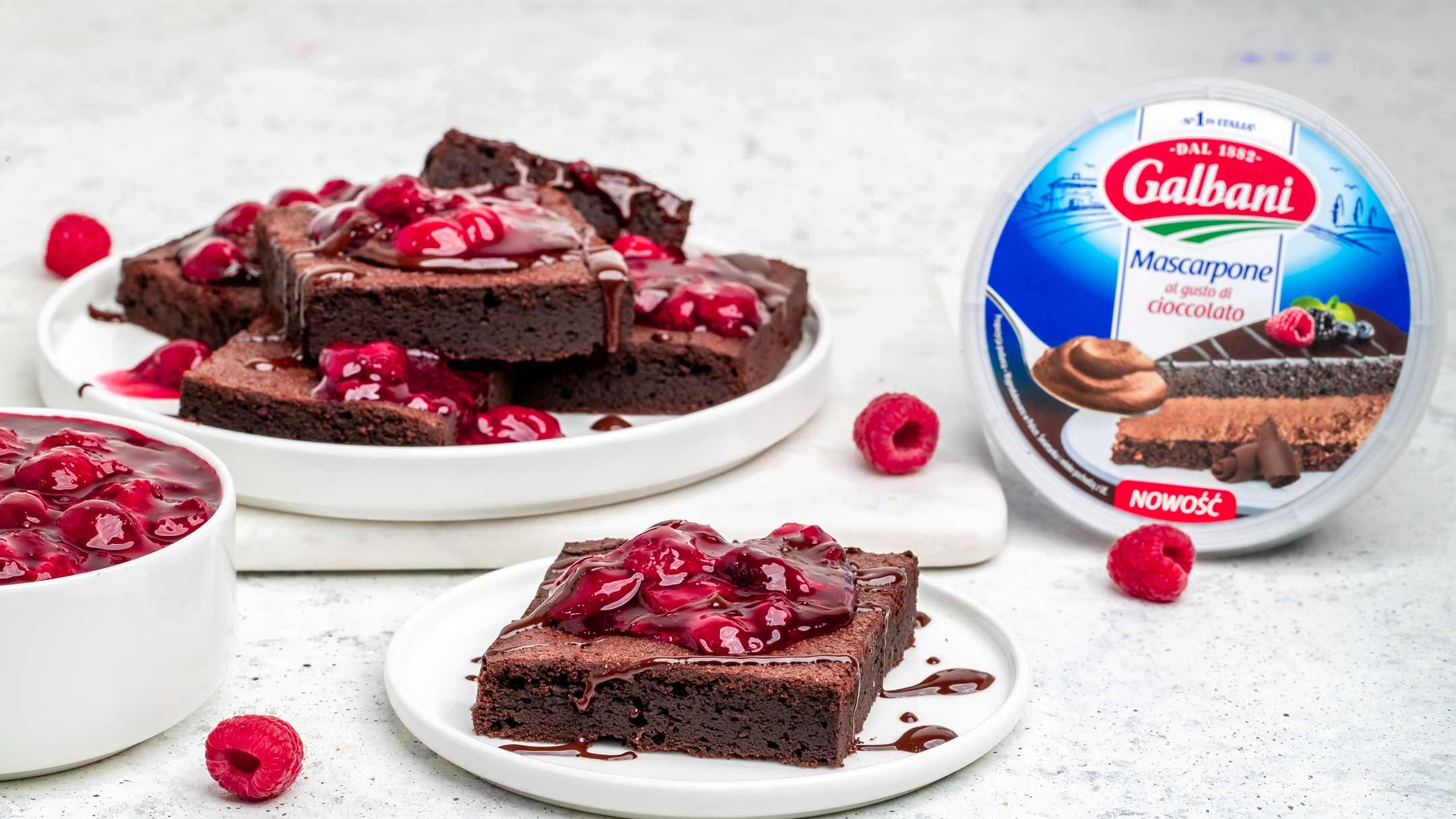 Czekoladowe brownie z wiśniami i mascarpone - Galbani – od ponad 130 lat dostarczamy najlepsze włoskie smaki na talerze całego świata