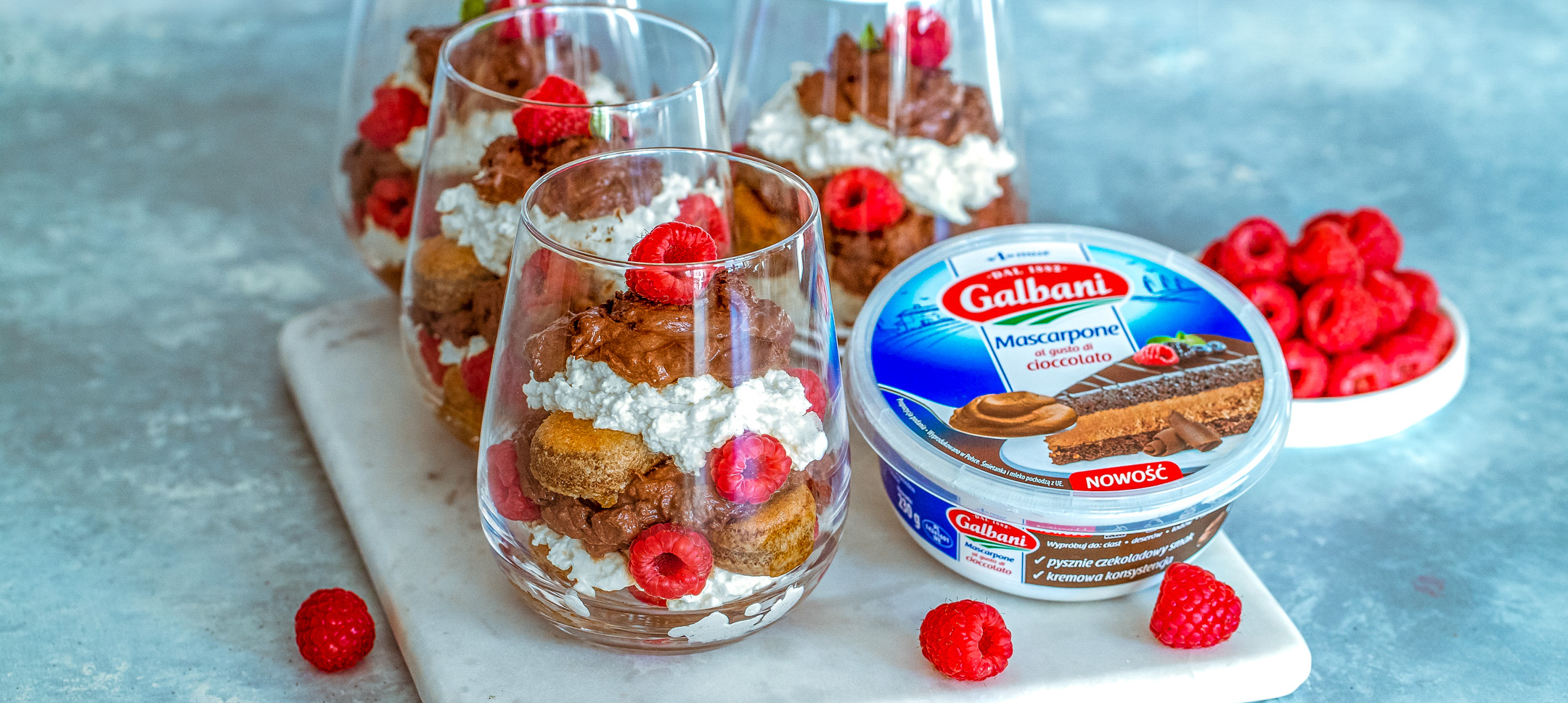 Tiramisu czekoladowo-śmietankowe z owocami i mascarpone - Galbani – od ponad 130 lat dostarczamy najlepsze włoskie smaki na talerze całego świata